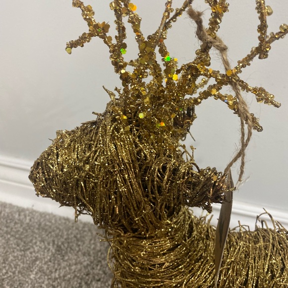 Sparkle wicker Christmas reindeer - Picture 3 of 5